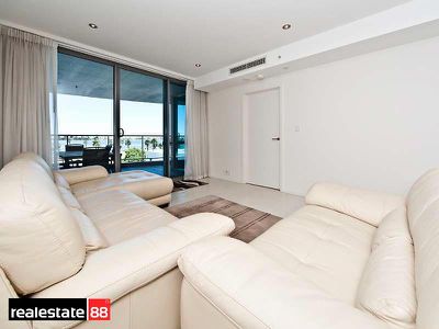 22 / 132 Terrace Road, Perth