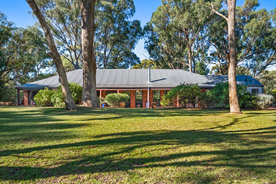 2 ARCHER CLOSE, Baldivis