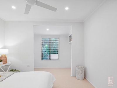 35 Eyre Crescent, San Remo