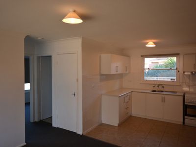 4 / 21 Terry Avenue, Warilla