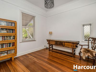 7 Caddy Avenue, West Leederville