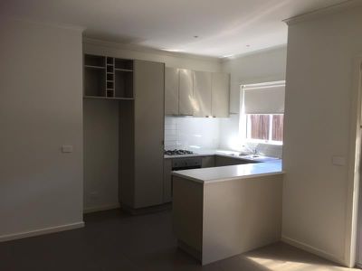 1 / 7 Georgia Crescent, Werribee