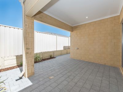 9-B Currong Way, Nollamara