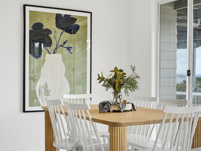 2 / 17a Thagenna Road, Carlton