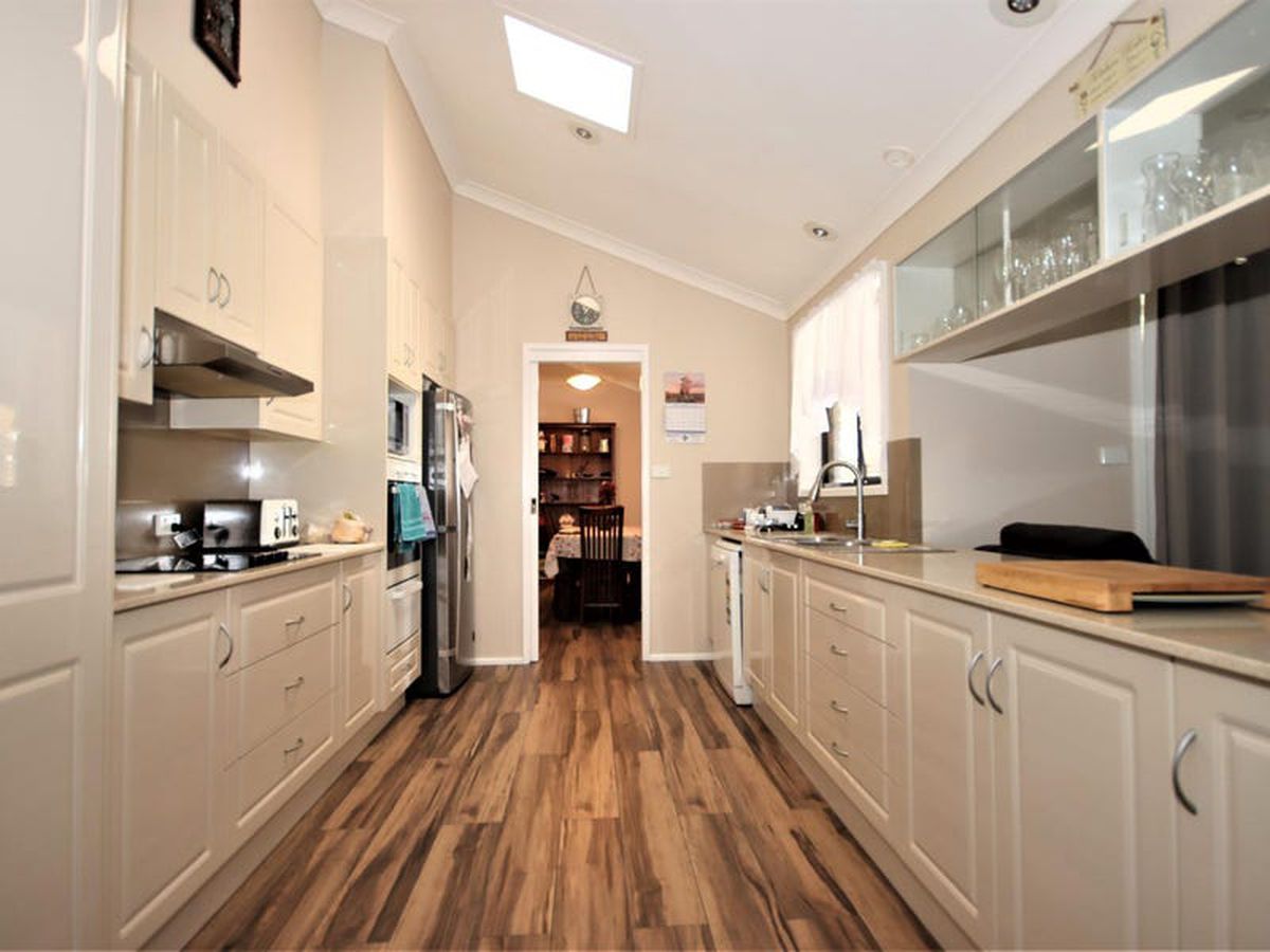 18 Pershing Place, Tanilba Bay, Tanilba Bay - Thumbnail 5