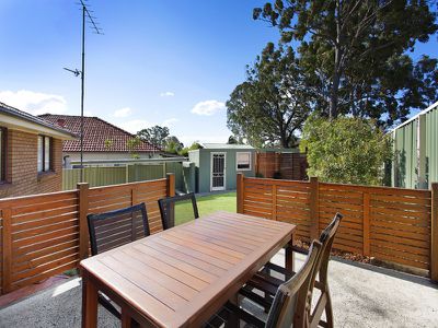 2 Gordon Avenue, Oak Flats