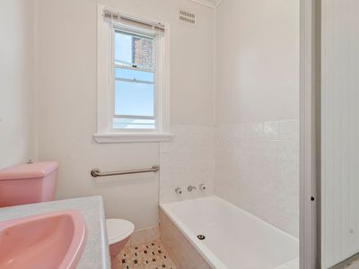 10 Wade Street, Crookwell