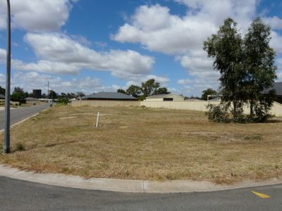 73 Bruton Street, Tocumwal