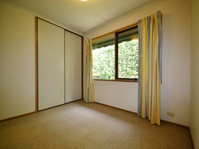 27-29 St Bernard Drive , Tawonga South