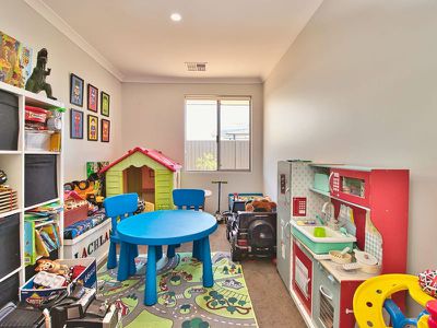 42 Lionel Parade , Baldivis