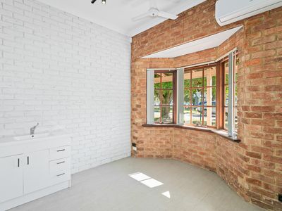 1/1 Hampden Road, Nedlands