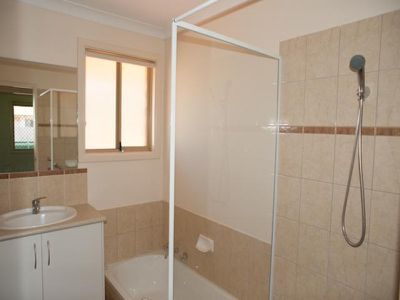 12 Watts Close, Boulder