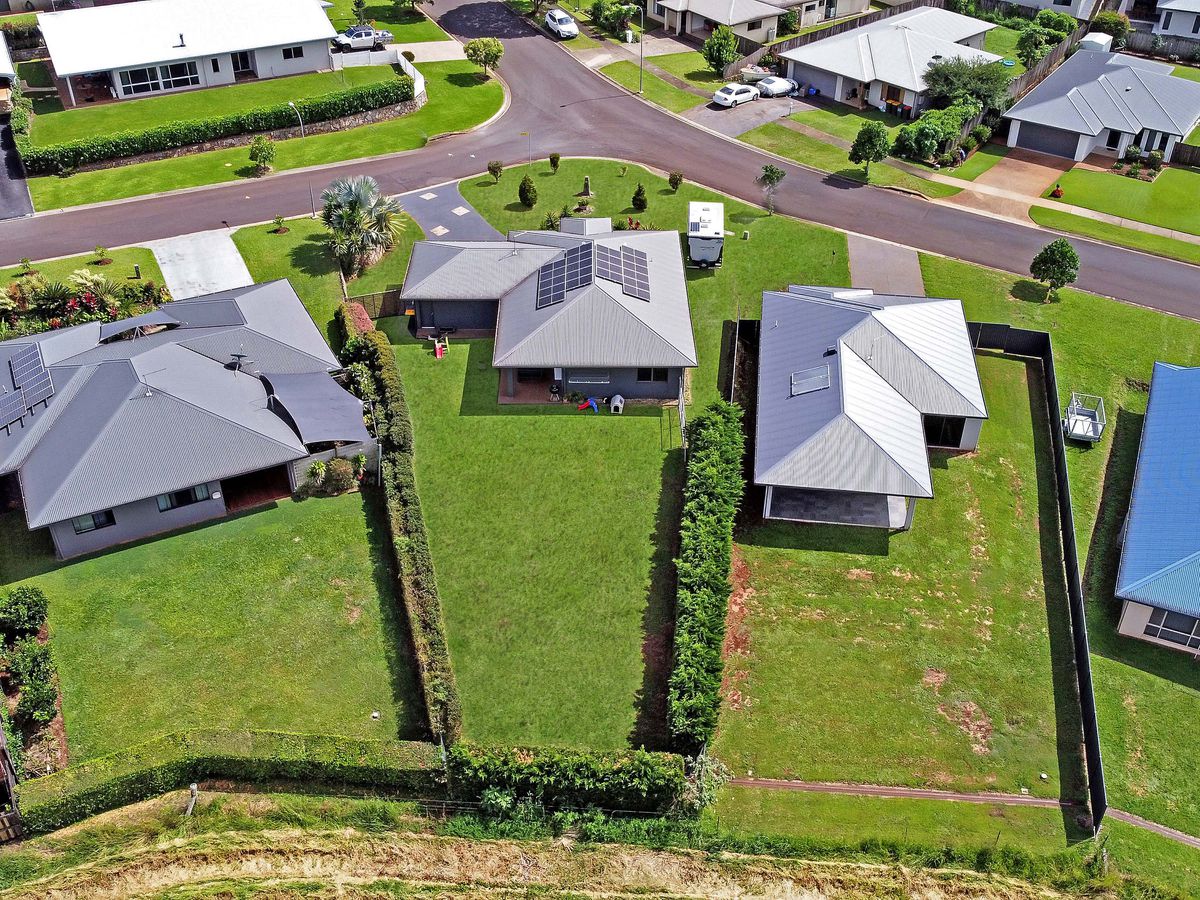 38 Jannina Drive, Atherton