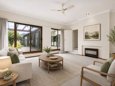 5 Lakeside Road, Churchlands