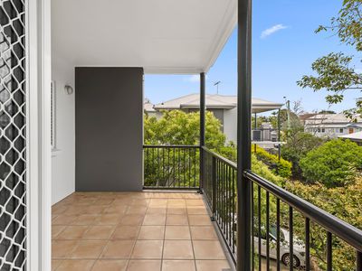 27 / 32 Cadell St, Toowong