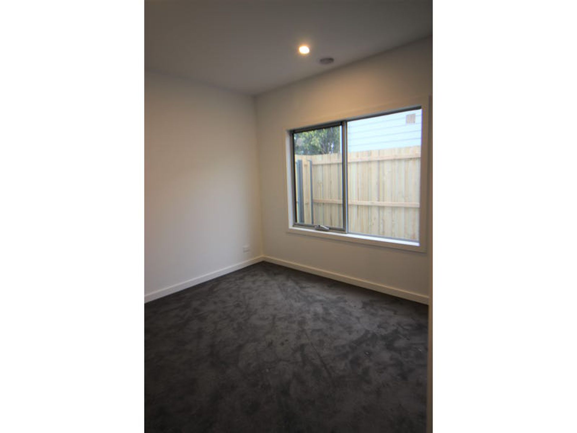 1 / 13 Hughes Street, Bell Park