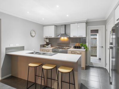 30 Moorgate Road, Clyde North