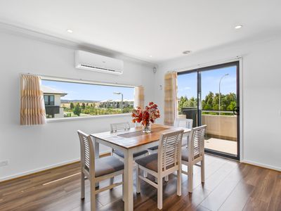 2 Quintino Walk, Clyde North