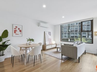 206 / 21 Challis Street, Dickson