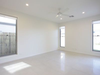 68 Hillcrest Street, Rochedale