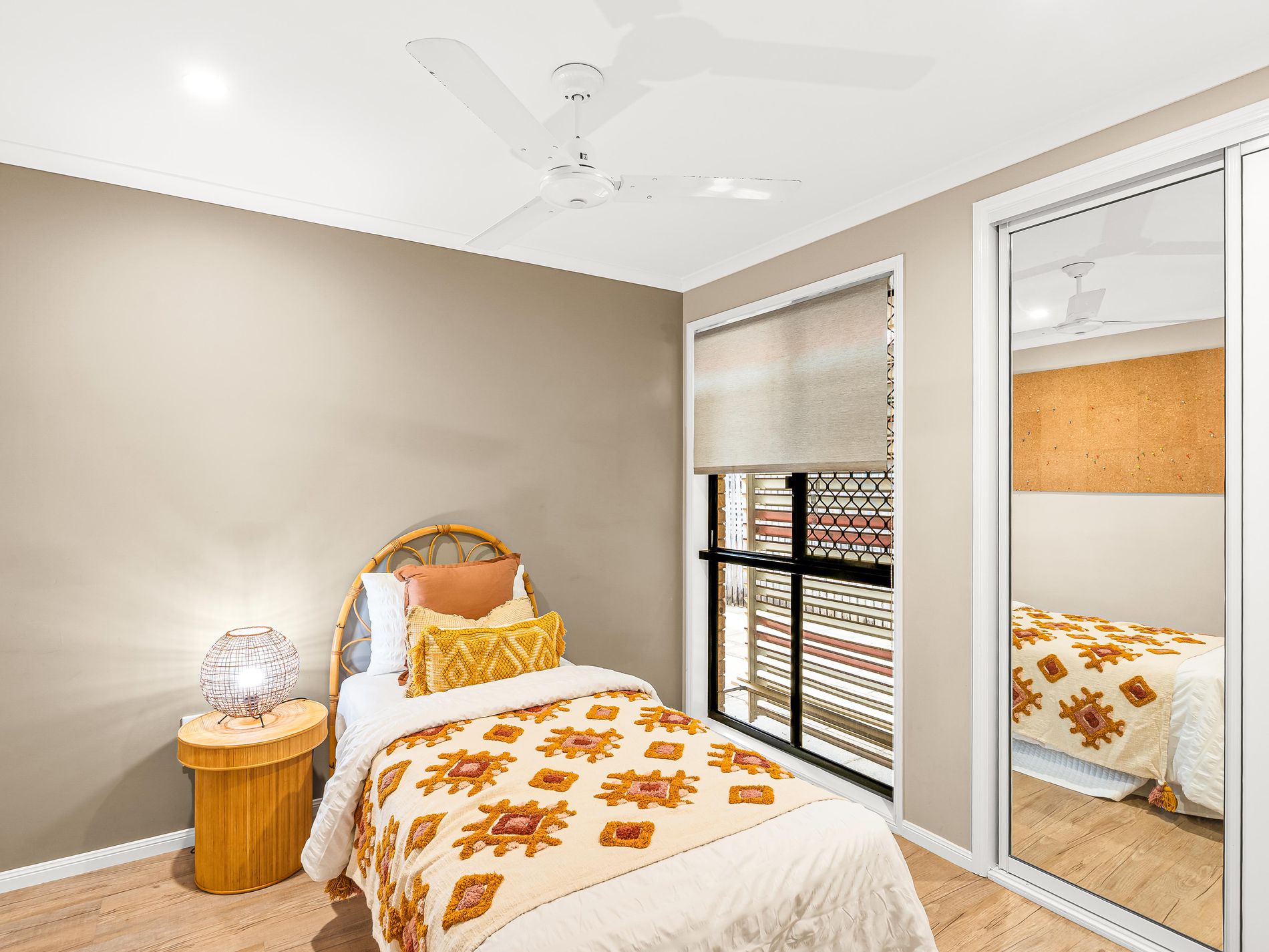 10 Vassallo Drive, Glenella