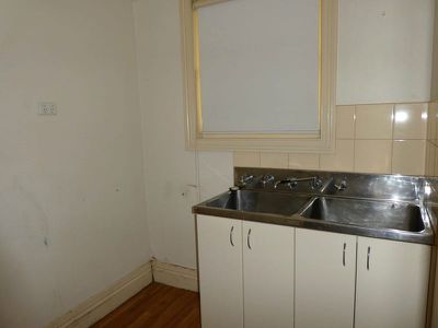 76 High Street, Seymour