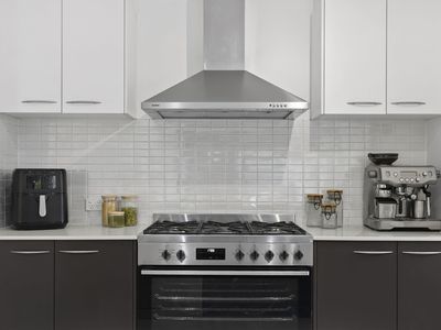 9 Feathertail Place, Wakerley