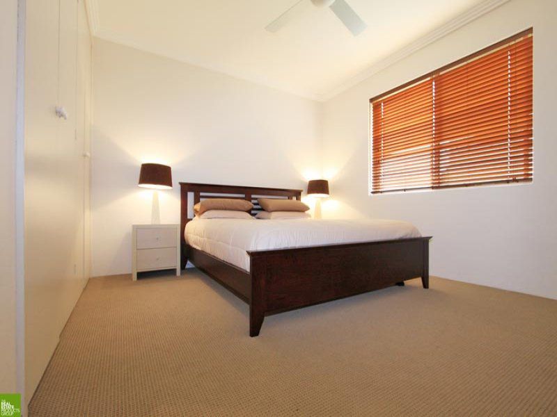 2 / 15 Virginia Street, Wollongong