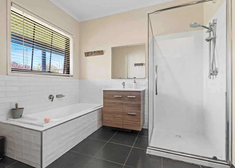 13 Benbows Road, Portland