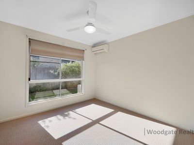 8 ORIOLE COURT, Woodgate
