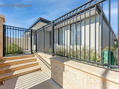 130 Badgerup Avenue, Lakelands