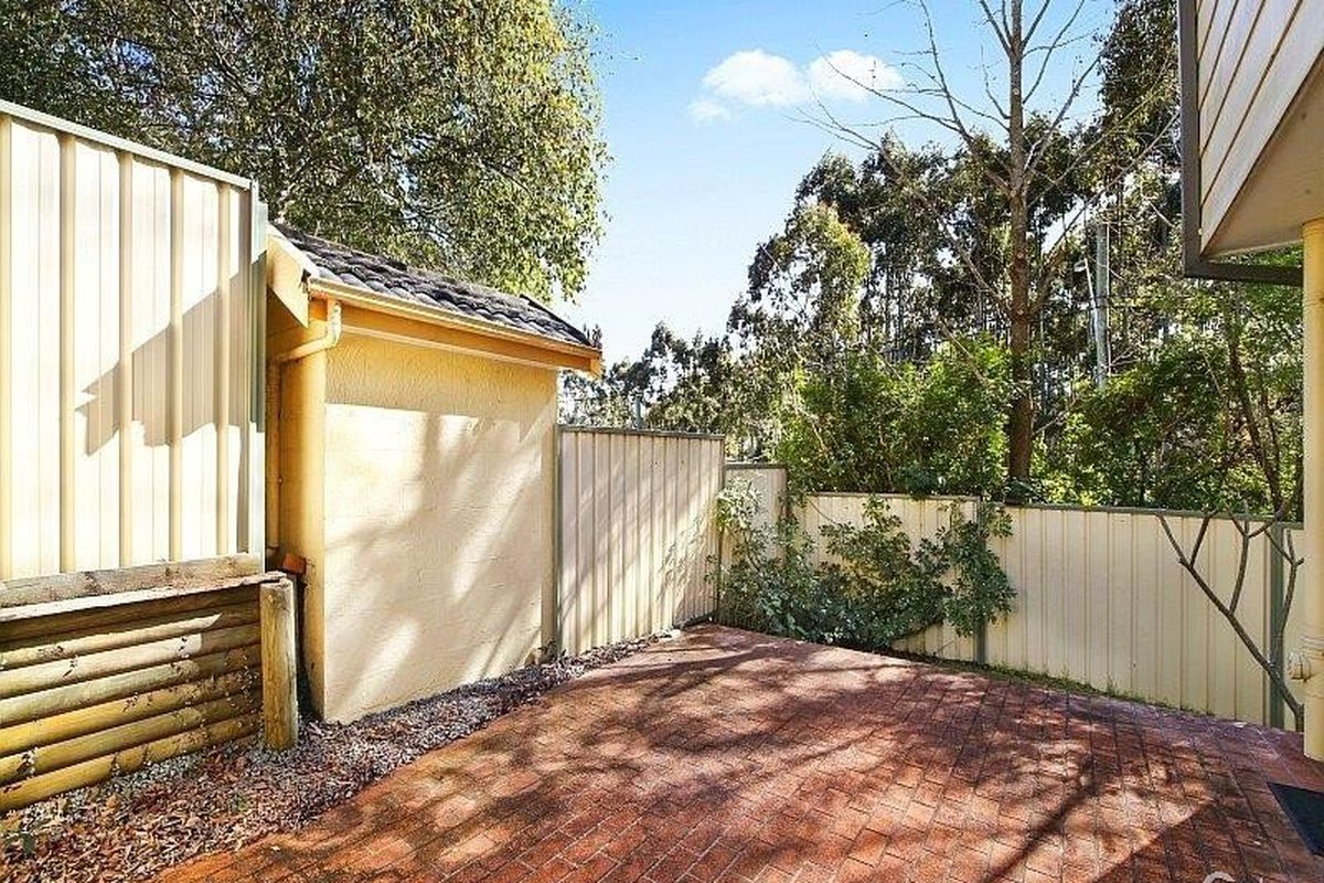 8 / 7 Jennie Cox Close, Erina