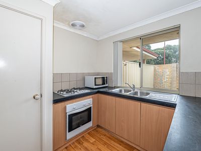 8 / 62 Manning Road, Wilson
