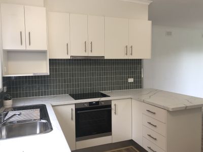 2 / 5 Raglan Street, Newtown