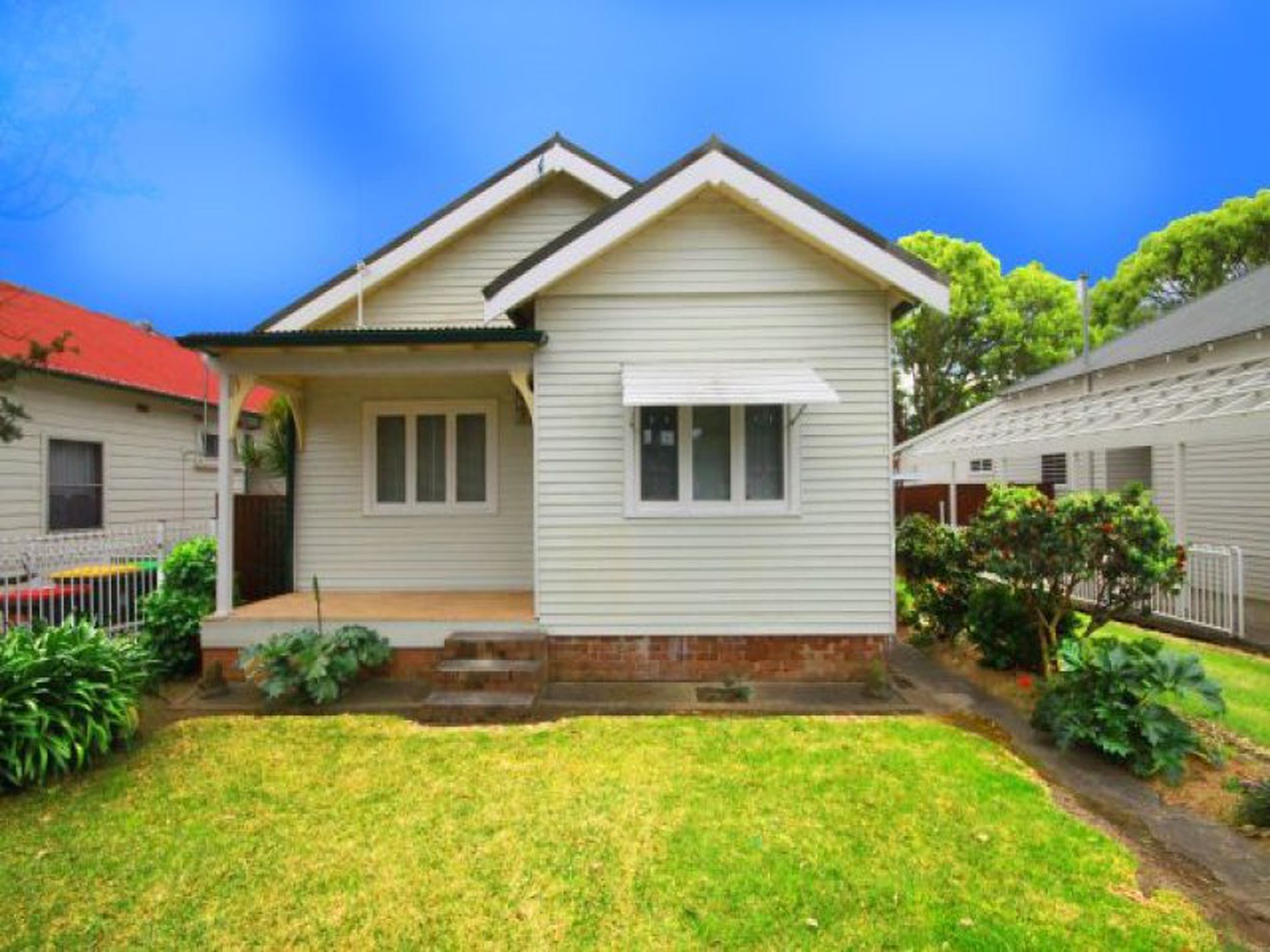 8 Edge Street, Wiley Park