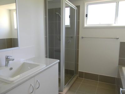2 / B Greenhills Esplanade, Maleny