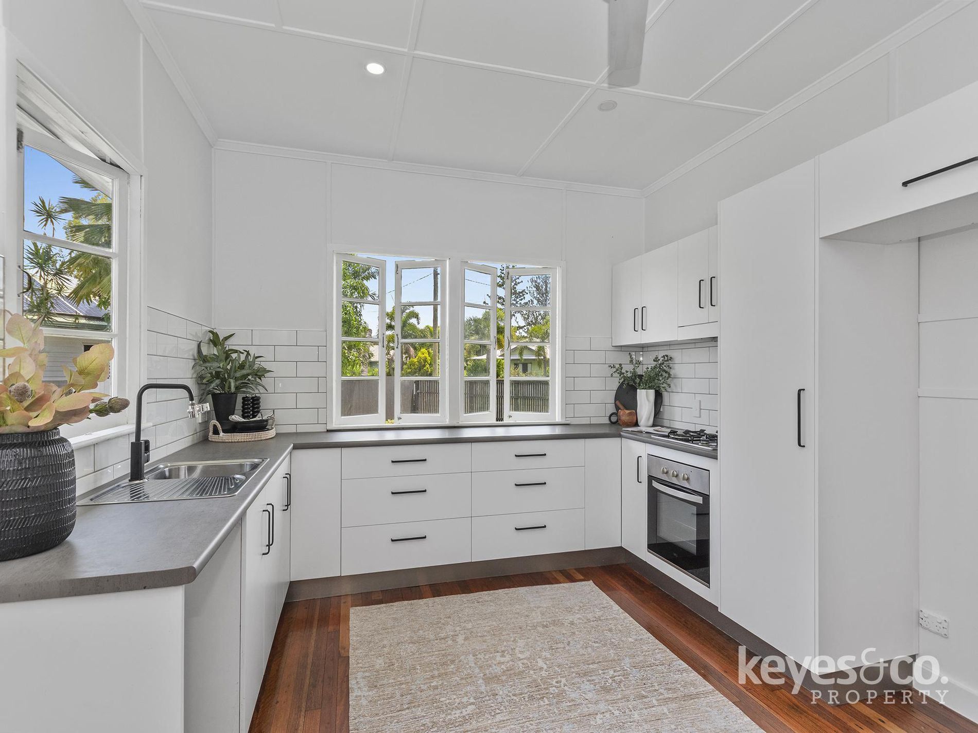 58 Kent Street, Gulliver