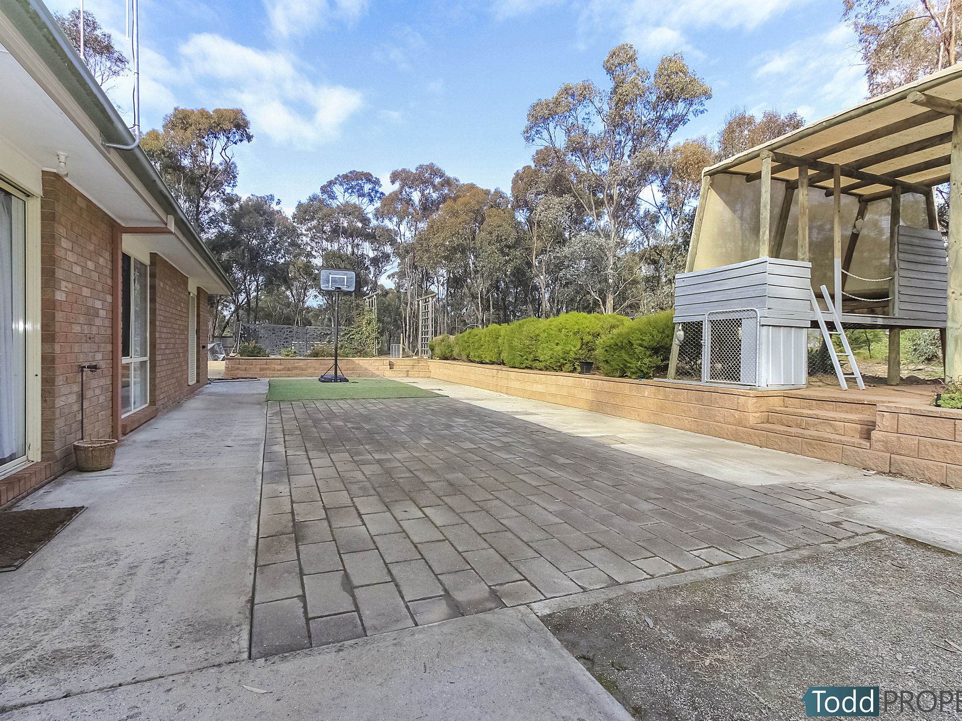 23 Braeside Drive, Junortoun