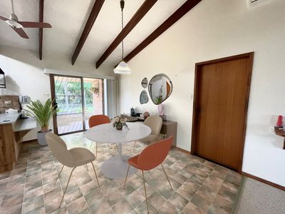 9 Vanda Street, Urangan
