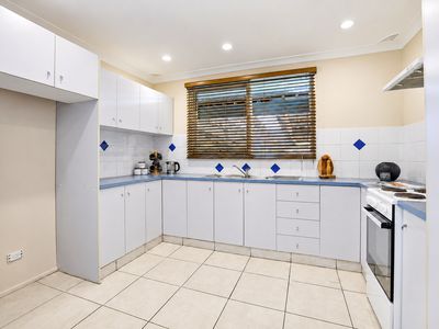 10 Heffron Road, Lalor Park