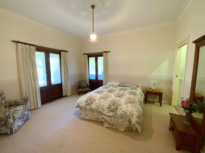 53 Church Street, Forbes