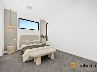 17 Spire Crescent, Beveridge
