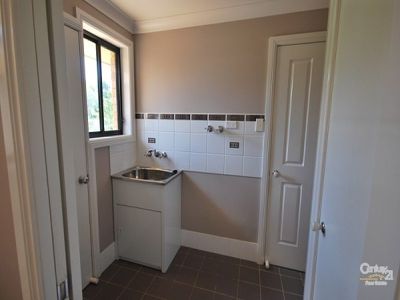 6 Cardiff Arms Avenue, Dubbo