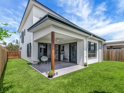 10 Woocoo Close, Pimpama