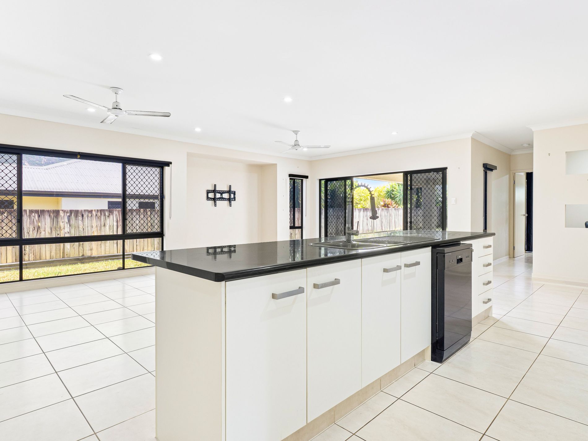 13 Newman St, GORDONVALE, Gordonvale - Thumbnail 4