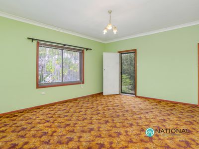 560 Woodville Road, Guildford