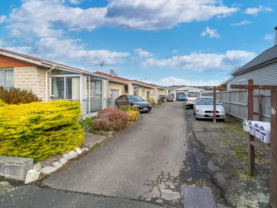 16B Grove Street, Saint Kilda