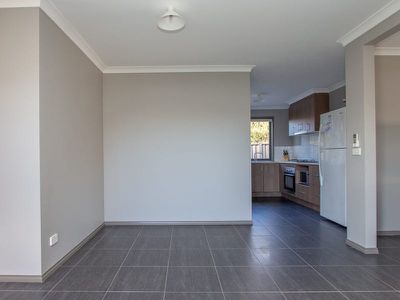 2 / 3 Amy Court, Mansfield