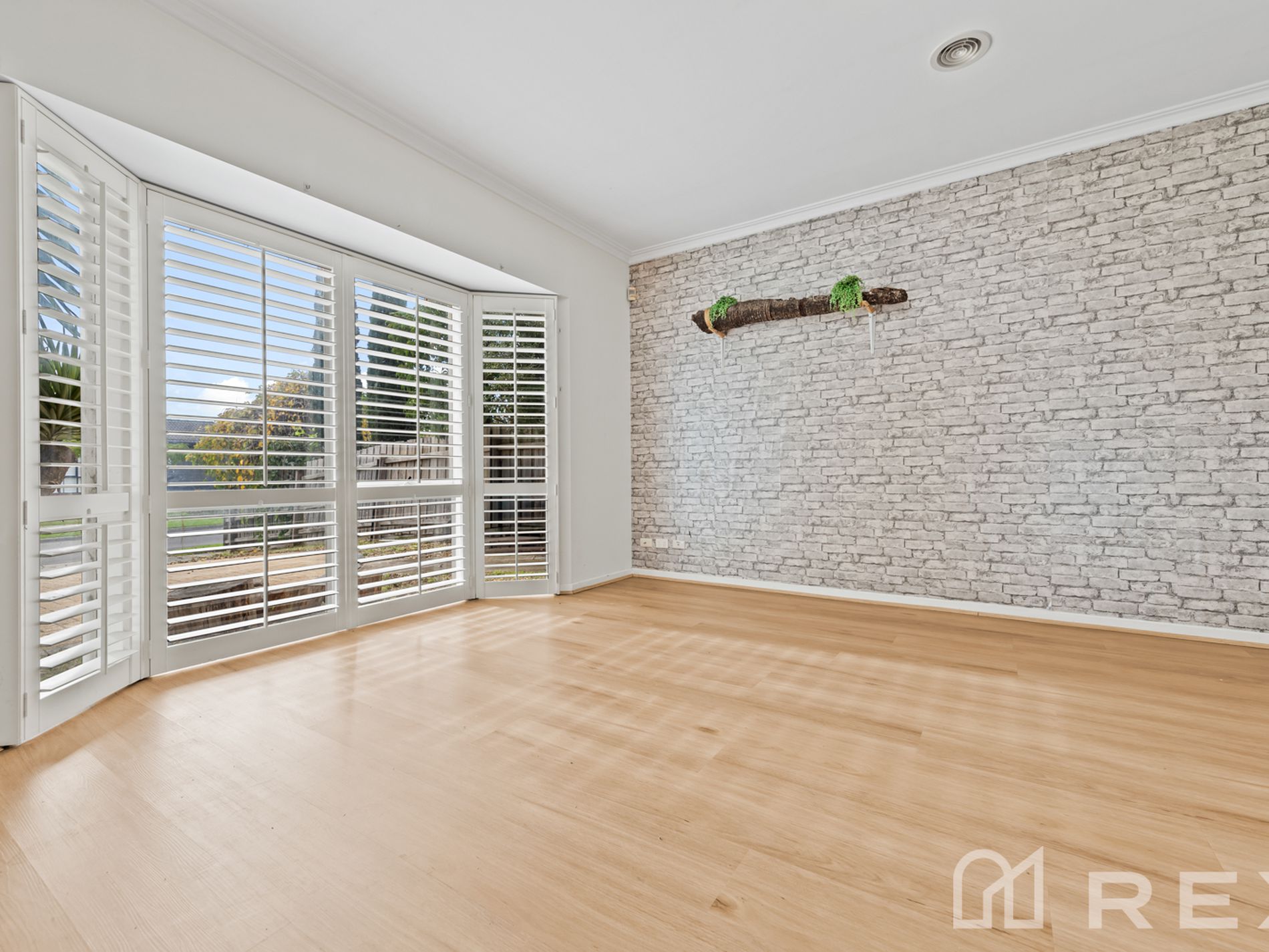 63 Hoysted Avenue, Cranbourne North