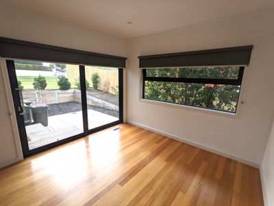 1 / 6 Lansbury Crescent, Highton